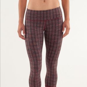 Lululemon Wunder Under Crops *Ziggy Wee Luon*